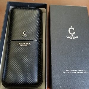 Three ring Camacho cigar carrier case